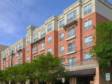 Austin Apartments, Apartments near UT campus, Student Apartments in Austin, UT  shuttle Apartments 