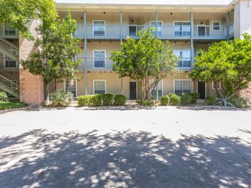 Student Apartments in Austin, Apartments near UT campus, Austin Apartments, UT Apartments