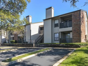 South Central Austin Apartments, Apartments in South Central Austin, Austin Apartments, 78704, ATX
