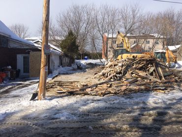 Demolition of an old house to build a new 4 unit apartment block.