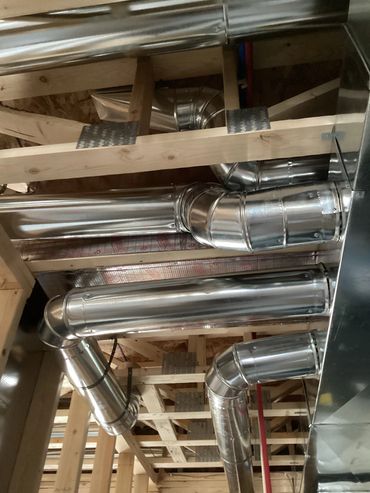Installation of supply ducts in a new barndominium