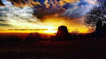 Holmbury Hill at sunset, Surrey Hills, Guildford, Surrey, adventure, 