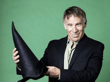Photo of Wicked composer Stephen Schwartz who will co-host Washington National Opera's gala.