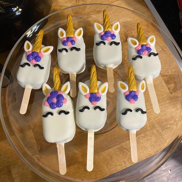 Cakesicles 