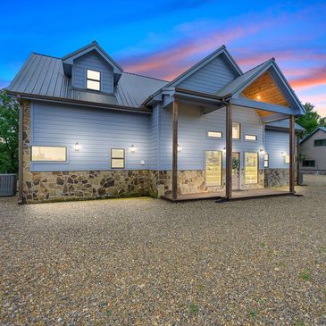 beavers Bend Quality Cabins. Hochatown Cabins. Cabin in Broken Bow. Luxury Vacation Cabins