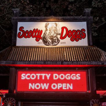 Scotty Doggs Hideout, Hochatown cigar lounge, whiskey bars Hochatown, bars near Beavers Bend.