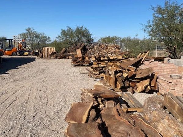 Lupo's Mesquite Lumber
