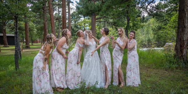 Spring wedding at The Landing in Estes Park