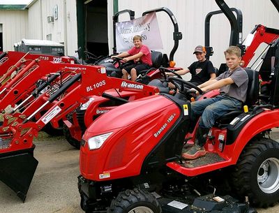 Tractor exhibitor display