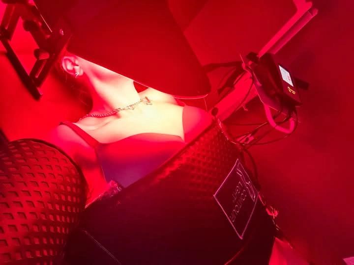 Red Light Body Sculpting & Wellness Center logo