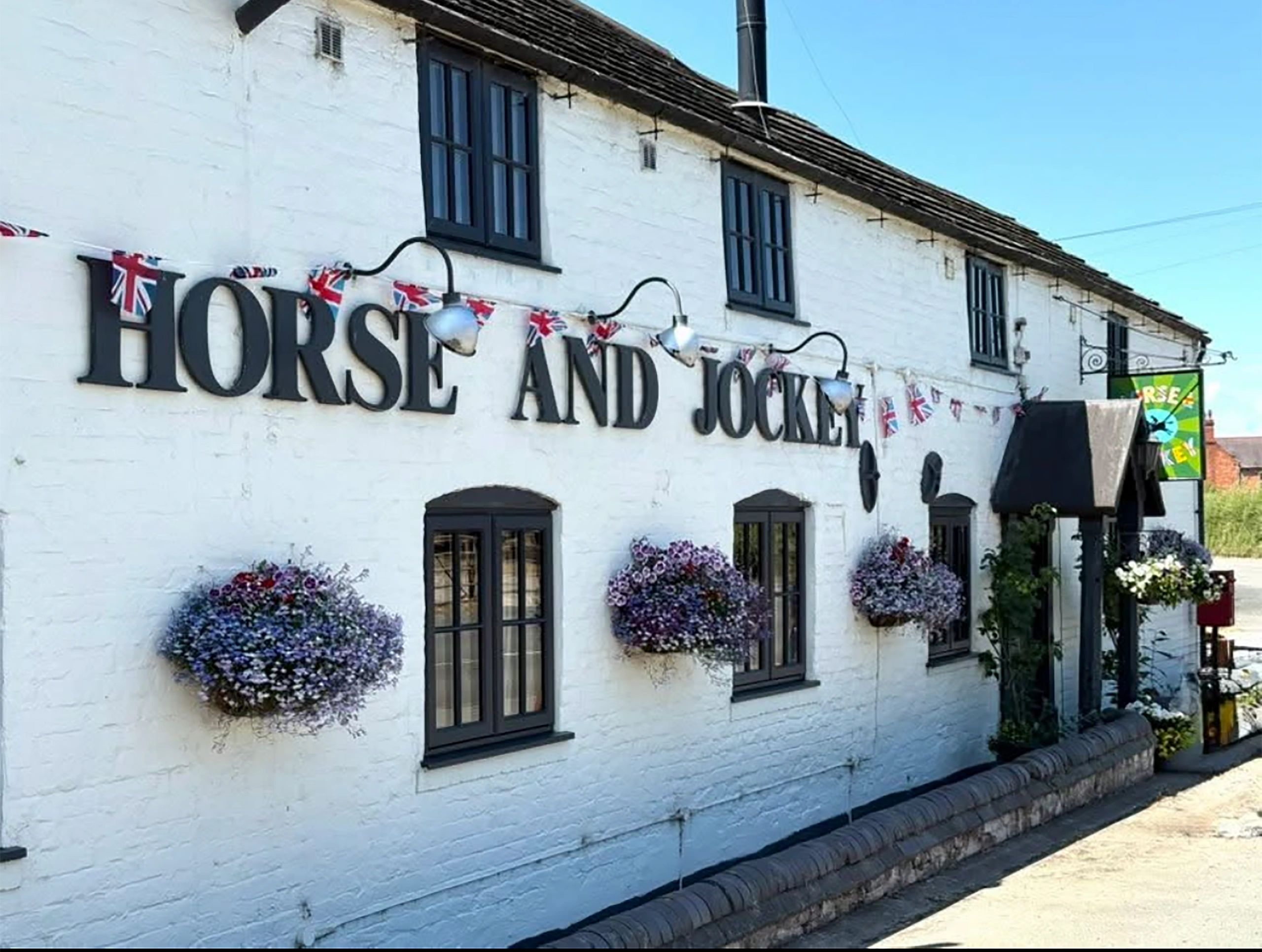 Horse and Jockey in Northwood