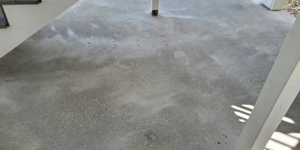 Picture of a concrete before it was professionally sealed.