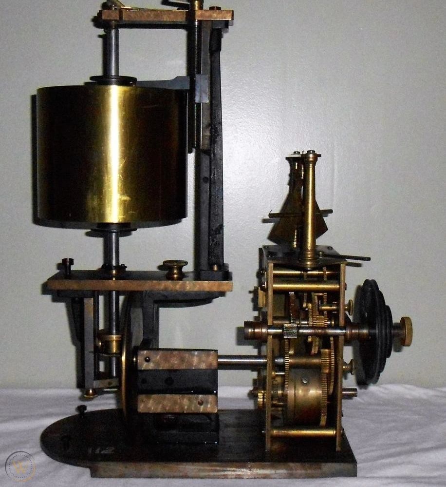 first polygraph machine