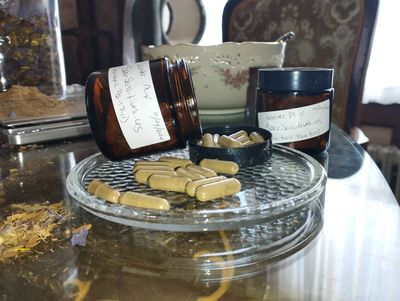Compresse, erborismo, benessere naturale.