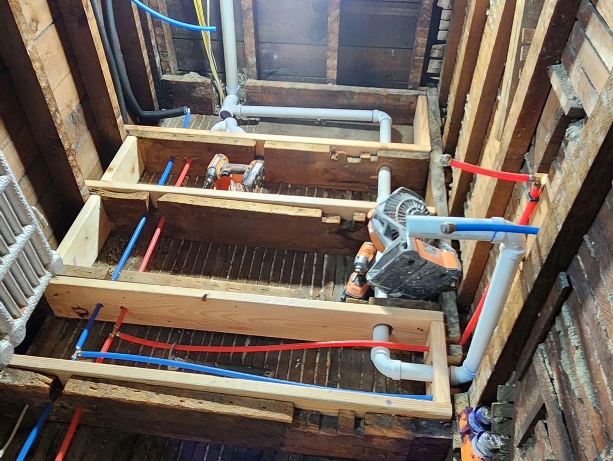 Medford contractor, general contractor   Medford lakes Remodeling bathrooms
small bathroom reno