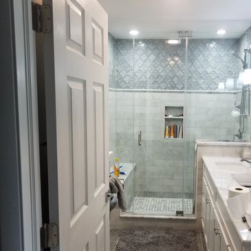 House MD Specializing in Bathroom reconstruction / Renovation and Remodeling 