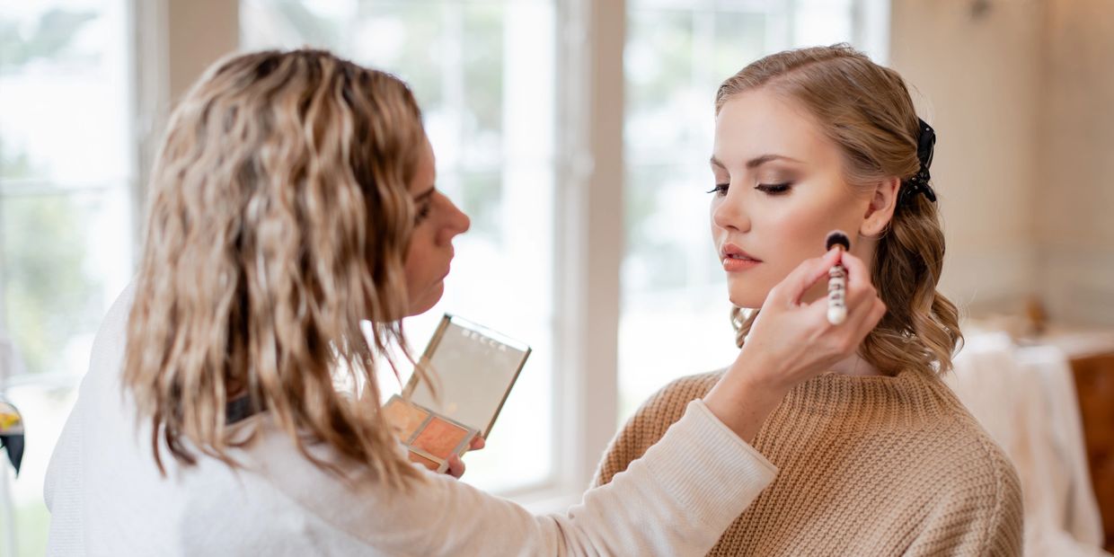 Makeup class, Makeup Demonstration, Learning Makeup