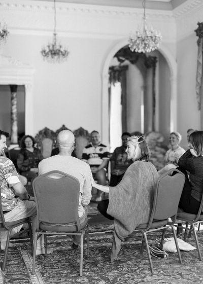 Simon Mundie attended a 'Breakthrough Intensive' with Frances Trussell in September 2025. Kensho