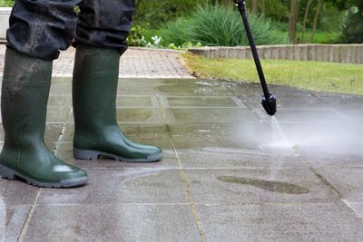 Pressure washing a patio in Keston