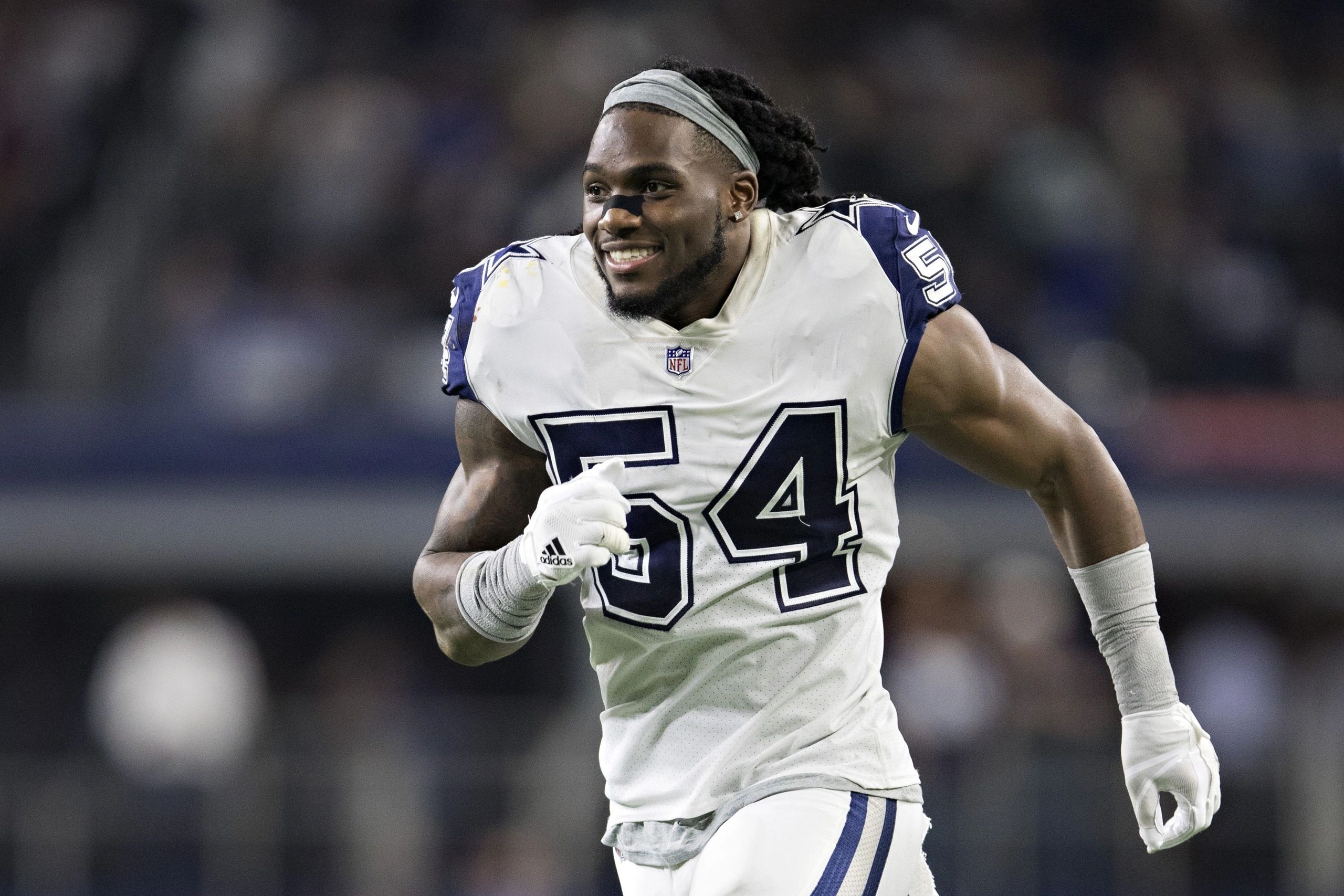 Dallas Cowboys' Jaylon Smith: Invest in minority businesses to close income  gap — USA TODAY