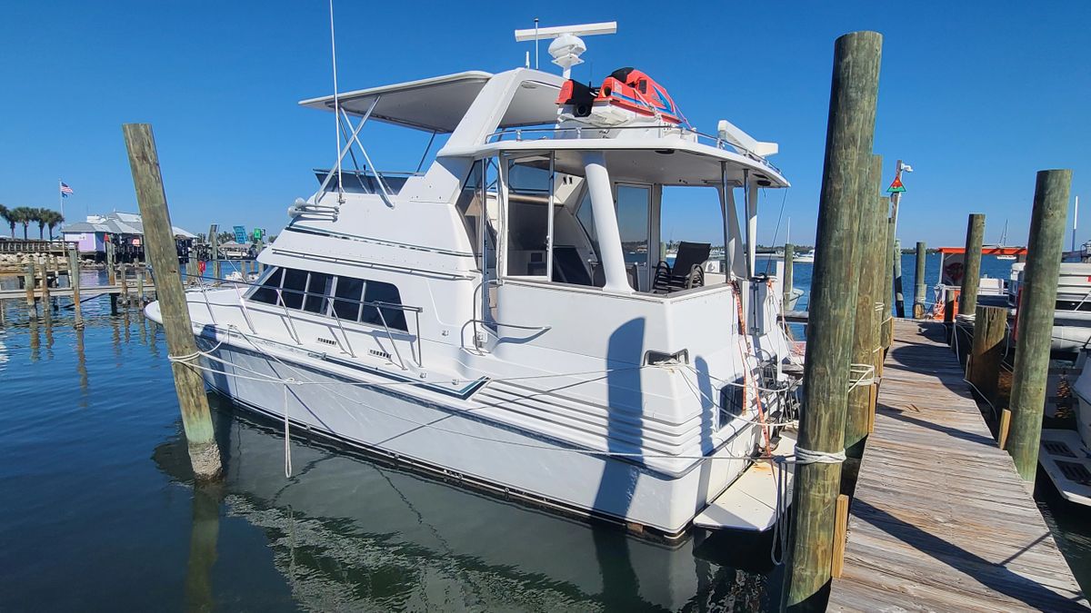 1989 Trojan 12 Meter (40') Motor Yacht w/ Twin CAT 375HP Engines