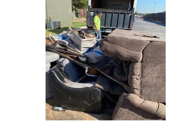 Junk removal haul off in some apartment complex 
