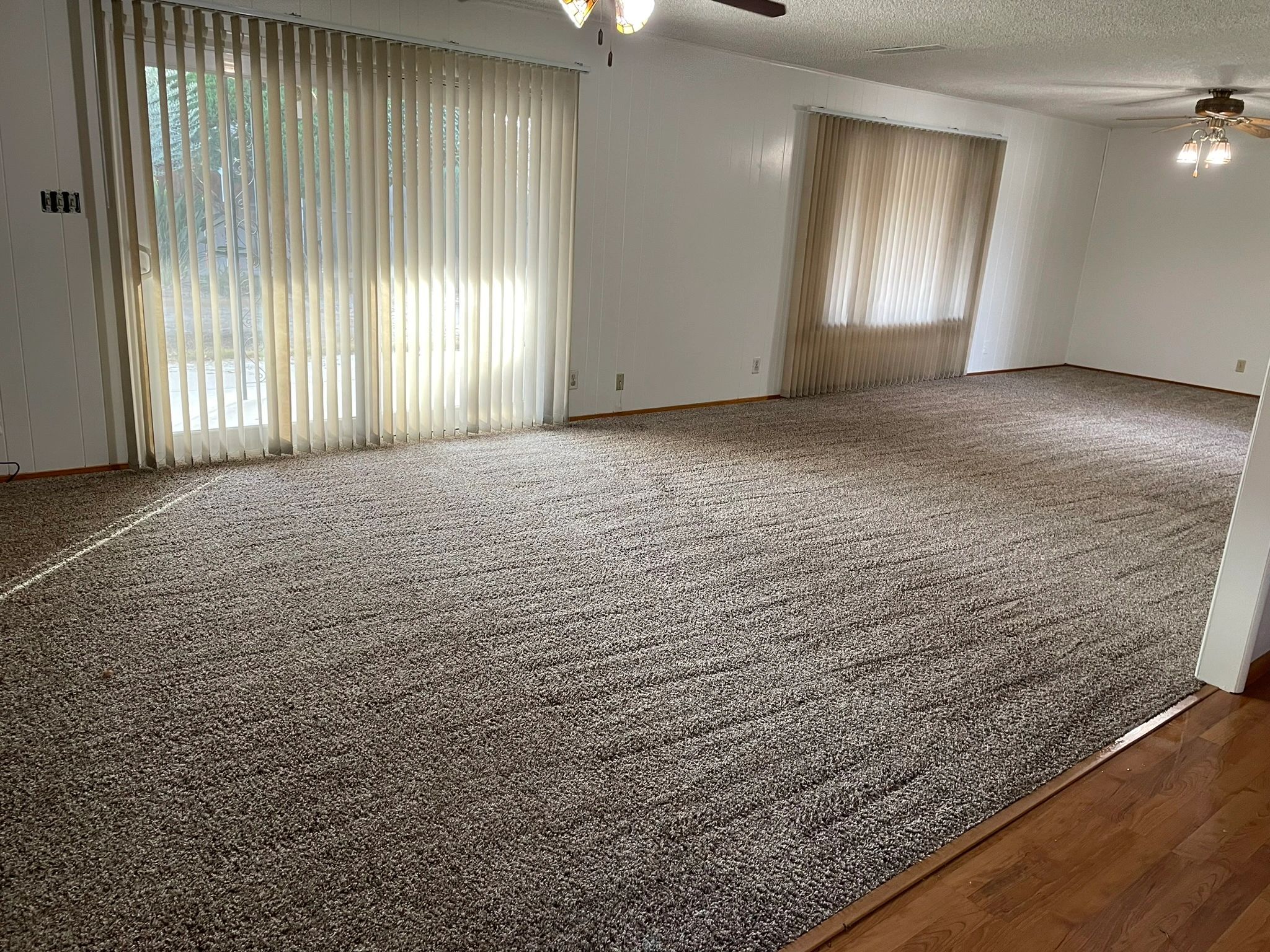 MADERA CARPET CLEANING FOR HOME & OFFICE Freshly cleaned Carpets in Madera by Select Carpet Cleaning