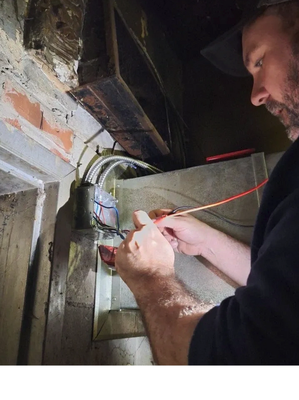 Fire Alarm Technician troubleshooting.