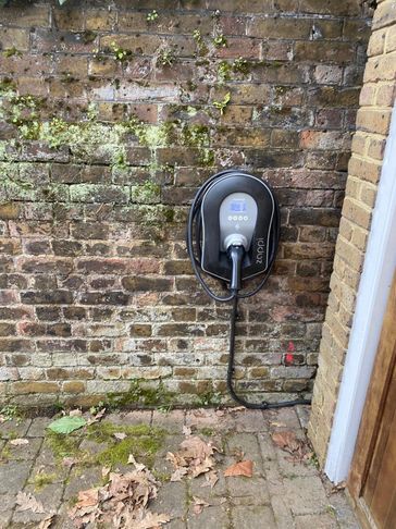 Ev charger install Kew