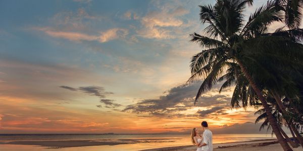 Romantic vacation Honeymoon spa & solo Anniversary trip Explore the World Best Vacation Ever cruise