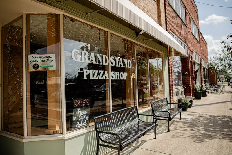 GCTCGrandstandPizza.jpg
