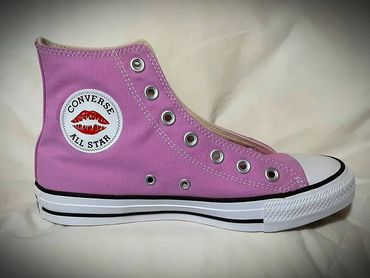 Handpainted Custom Converse Shoes. Marilyn Monroe themed