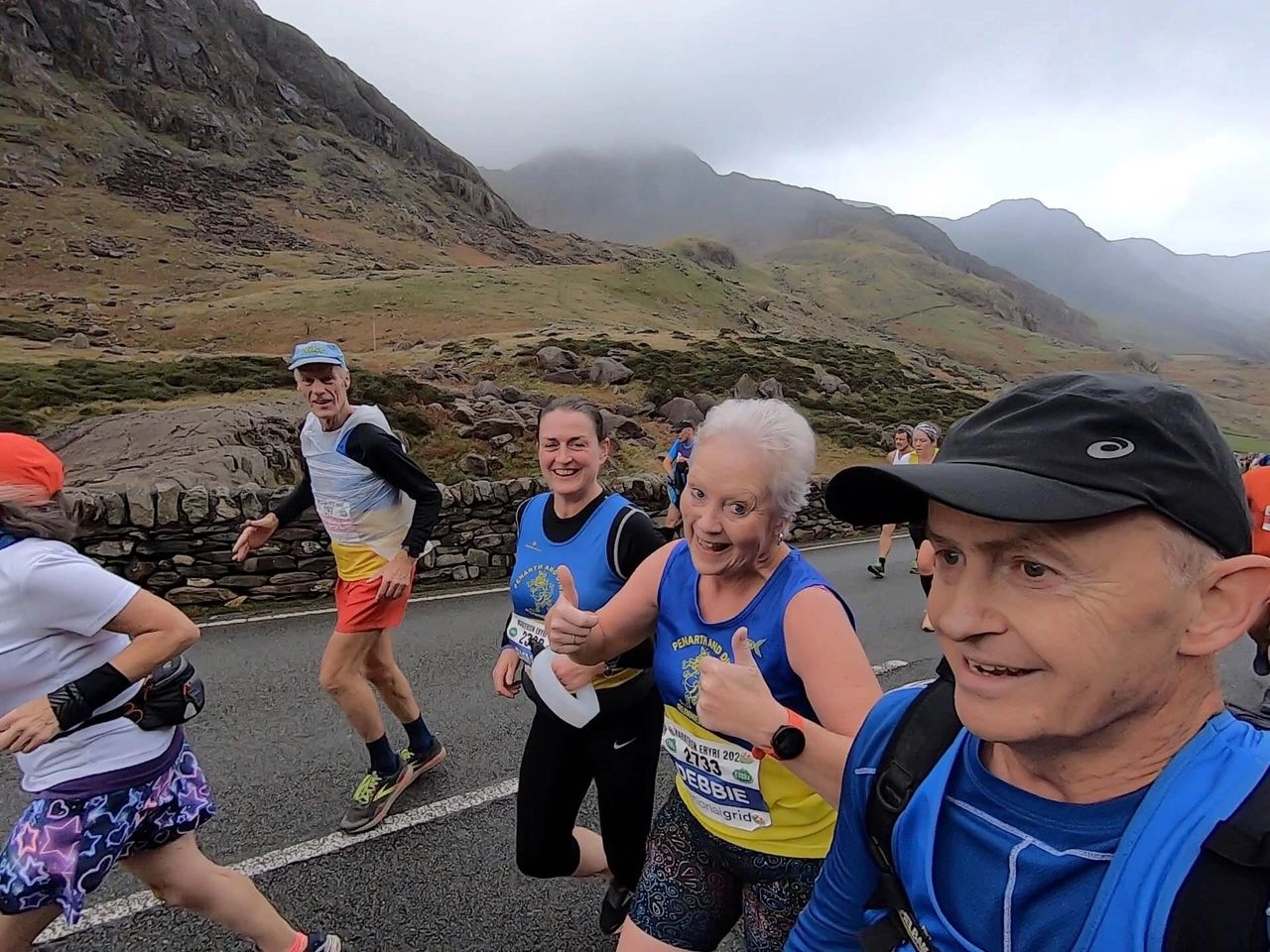 Malcolm, Emma, Debbie and Simon still smiling (we'd only run 4 miles at this poiint!)