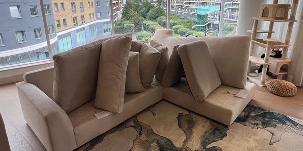Upholstery cleaning in apartments in Chelsea.