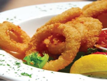 rings of fried breaded calamari appetizer