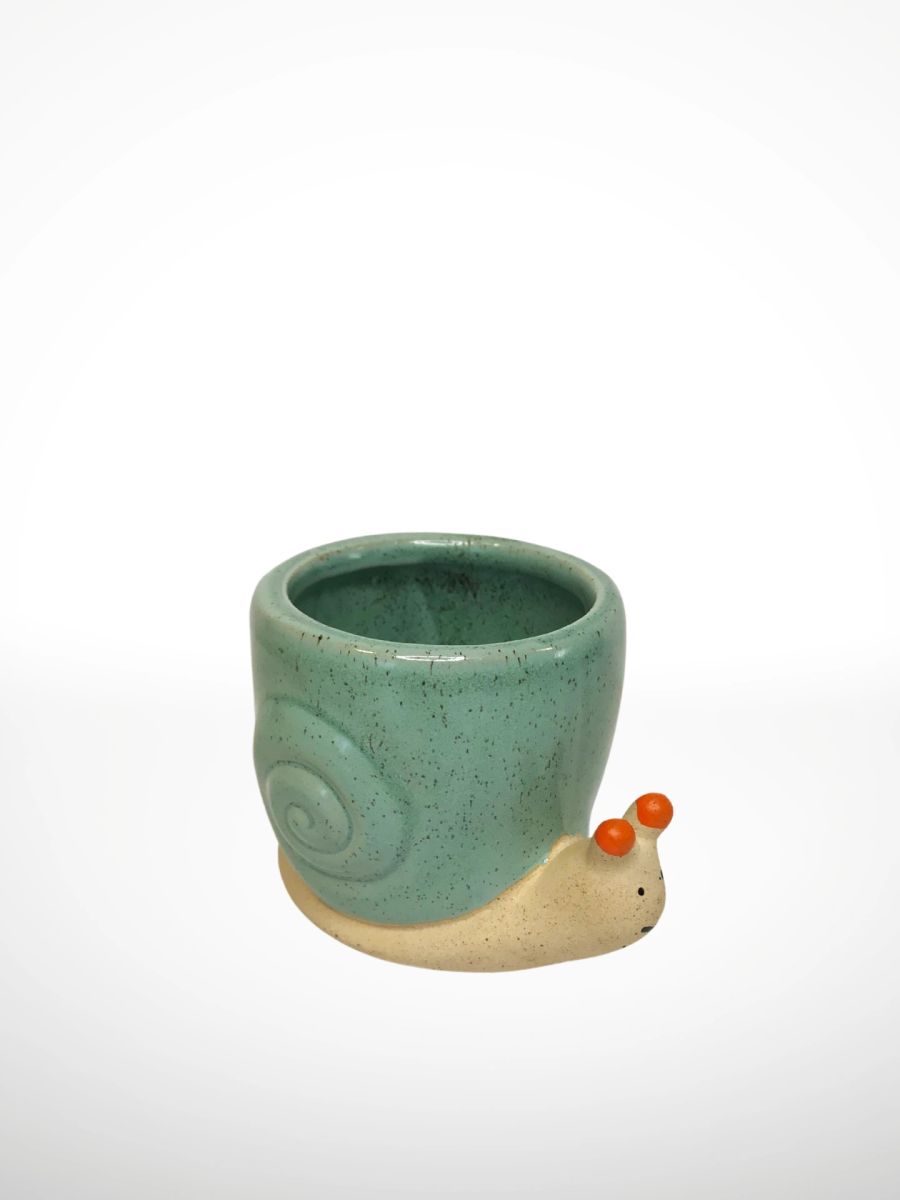 MANDY THE SNAIL POT
