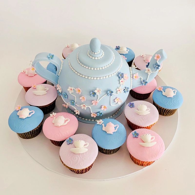 Alice in Wonderland Kitchen Tea Cake