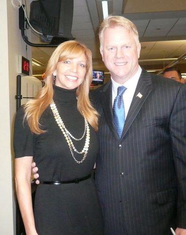 Boomer Esiason, Victoria Schweizer