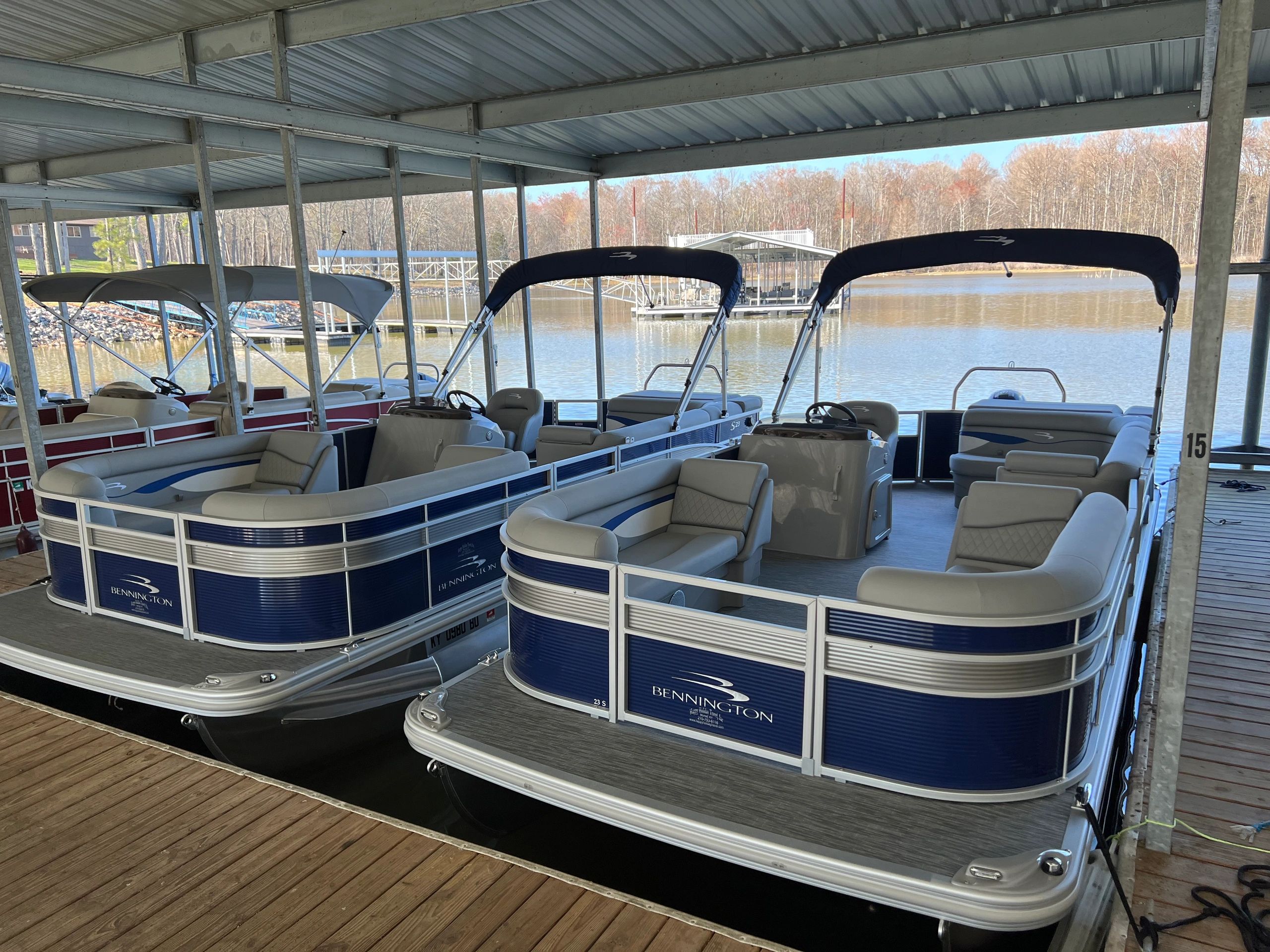 (NEW!) 2023 Bennington 23SL 1 (Up to 11 guests)