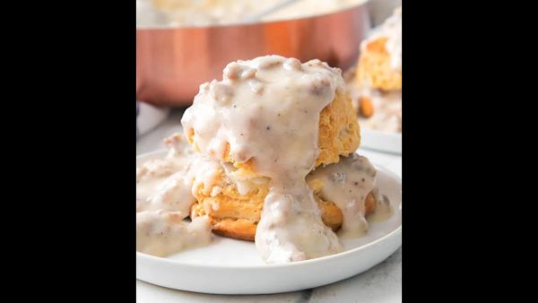 Biscuit & Gravy Small