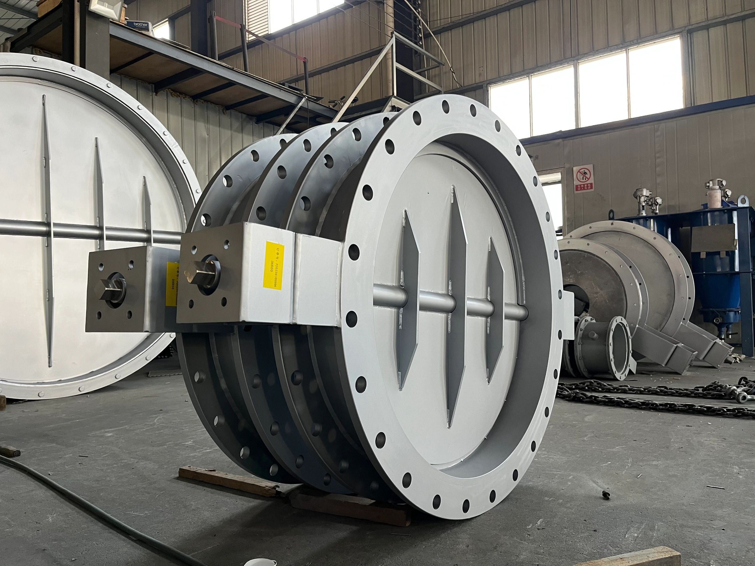 Double Eccentric Butterfly Damper