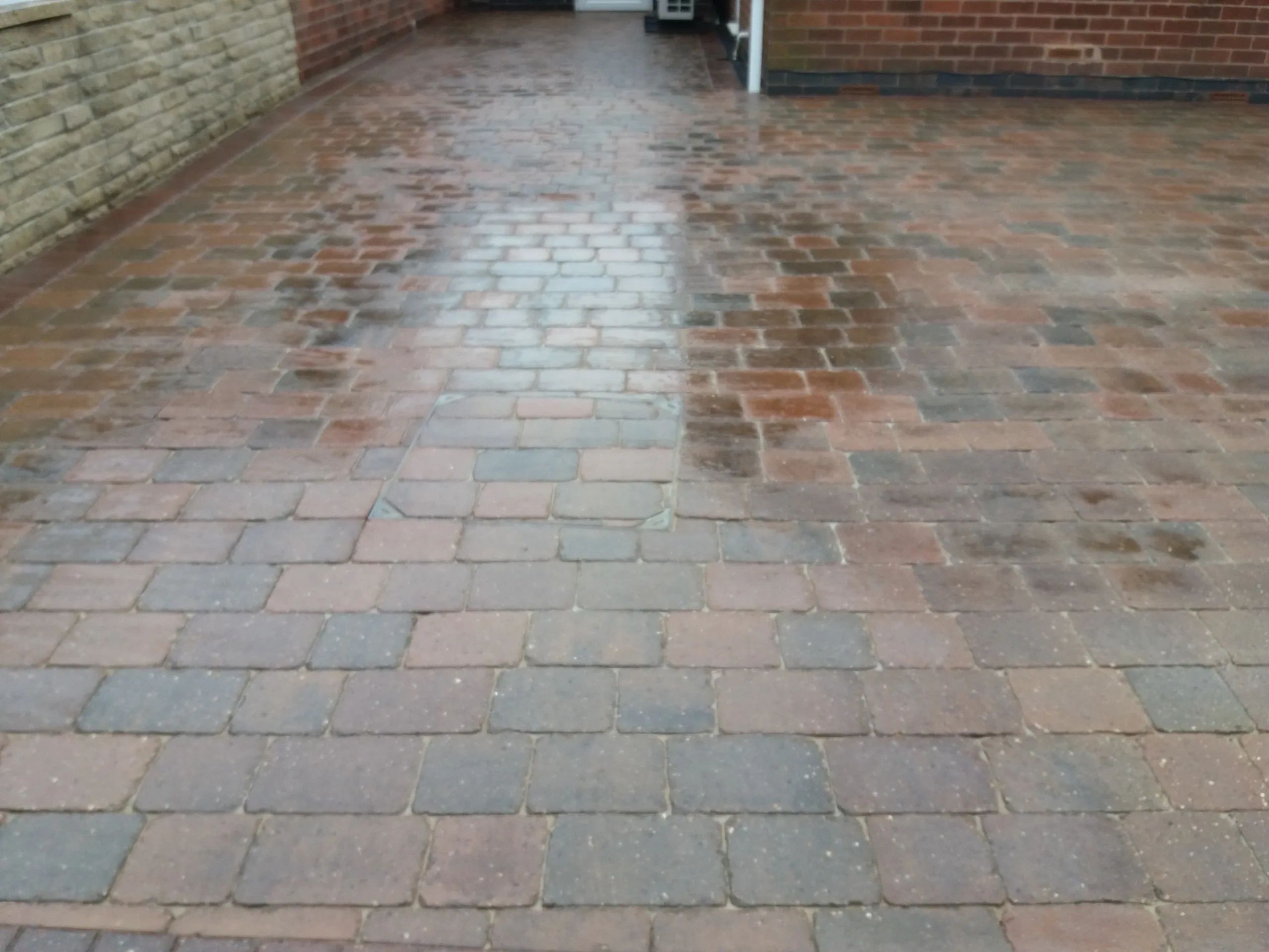 Driveway Cleaning and Refurbishment Newark Drive Cleaners