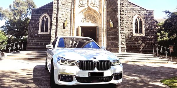 Luxury Wedding Hire, wedding photography vehicle