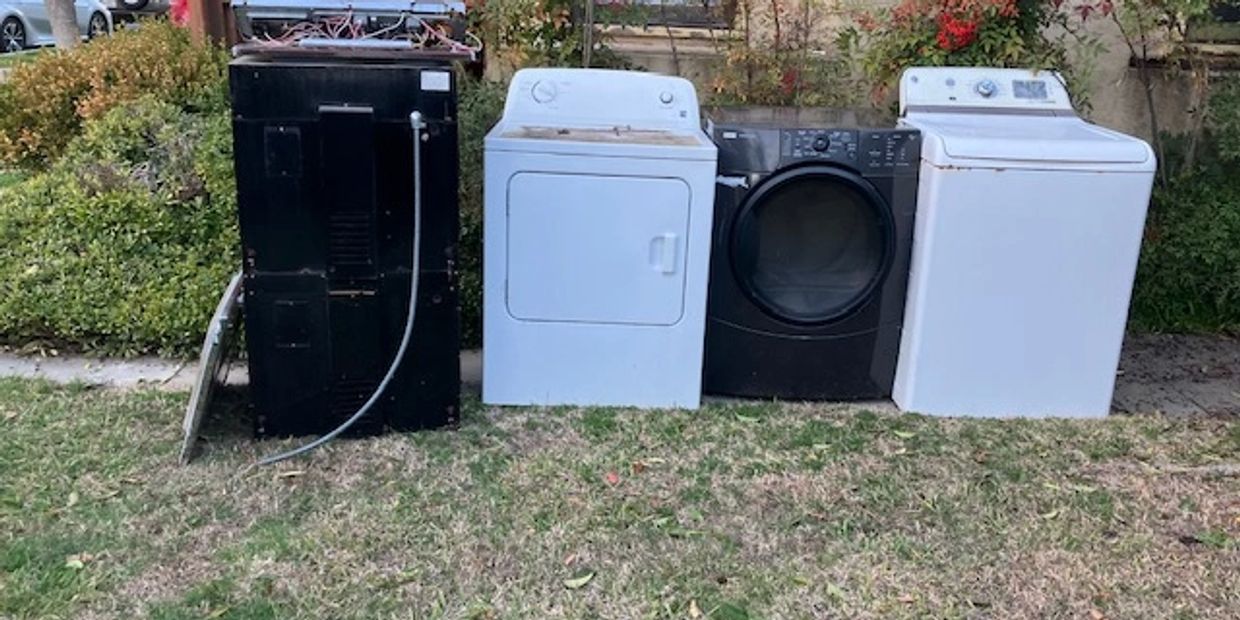 old appliance removal by a junk removal company in Oakdale