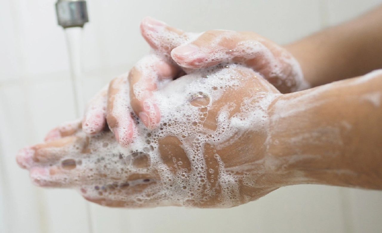 CORONAVIRUS AND OLDER ADULTS: THINGS YOU NEED TO KNOW 2 rs=w:1280