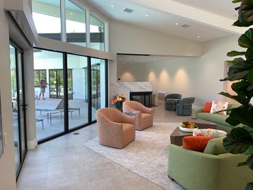 Palm Springs Ca desert modern residence with sloped ceiling designed by R.L. Osborn Architect.