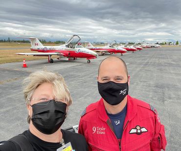 Interview with RCAF Snowbird #9 Major Taylor ‘Mclovin’ Evans at YVR. 