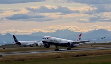 British Airways Airbus A350 landing at Vancouver International Airport. Lufthansa Airbus A350 taxiin