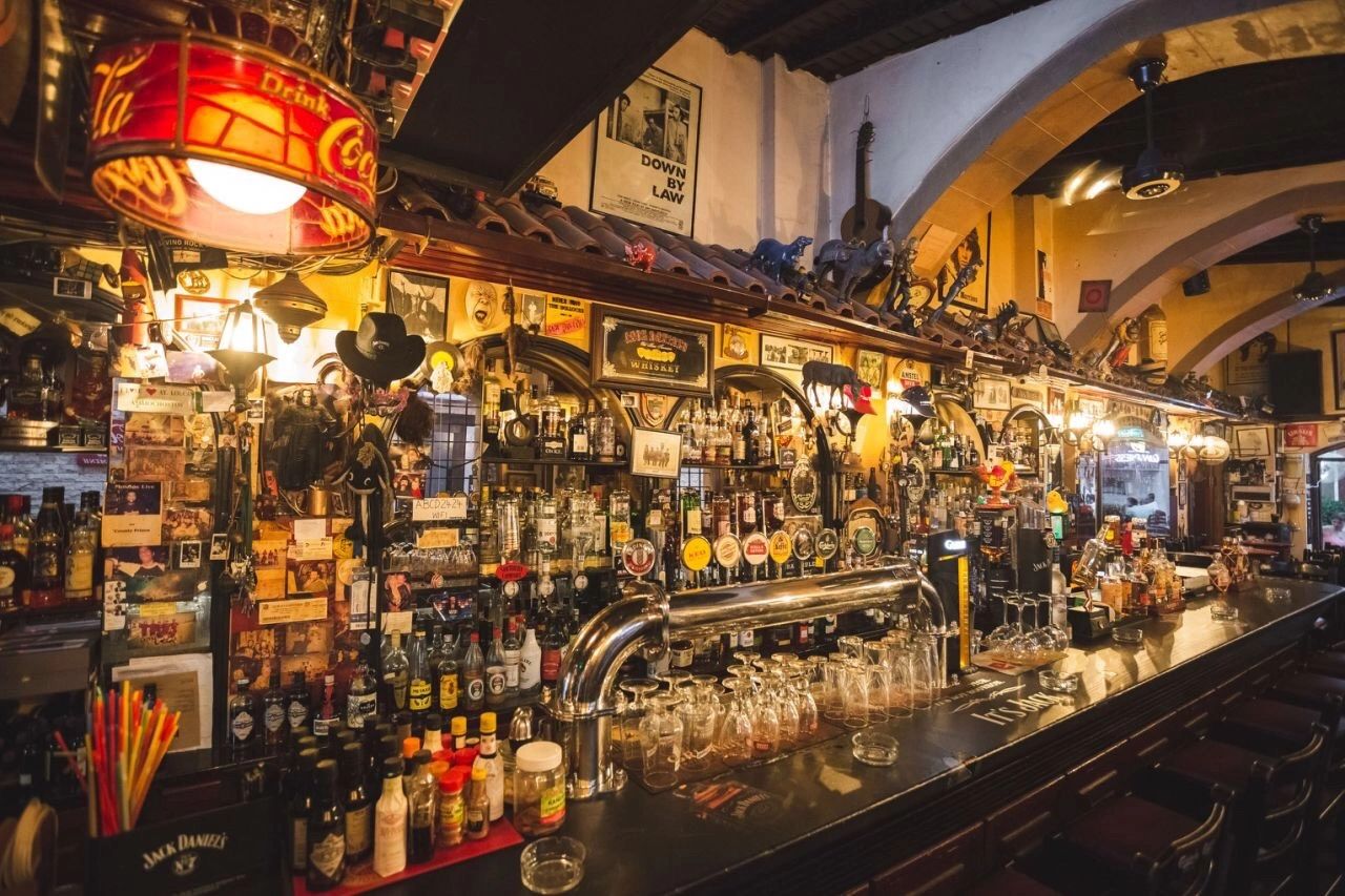 Savino Rock Bar