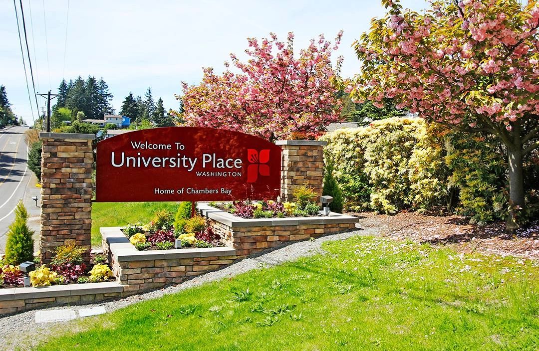Welcome to University Place in Washington State home of the Chambers Bay, and autoglass guys mobile.